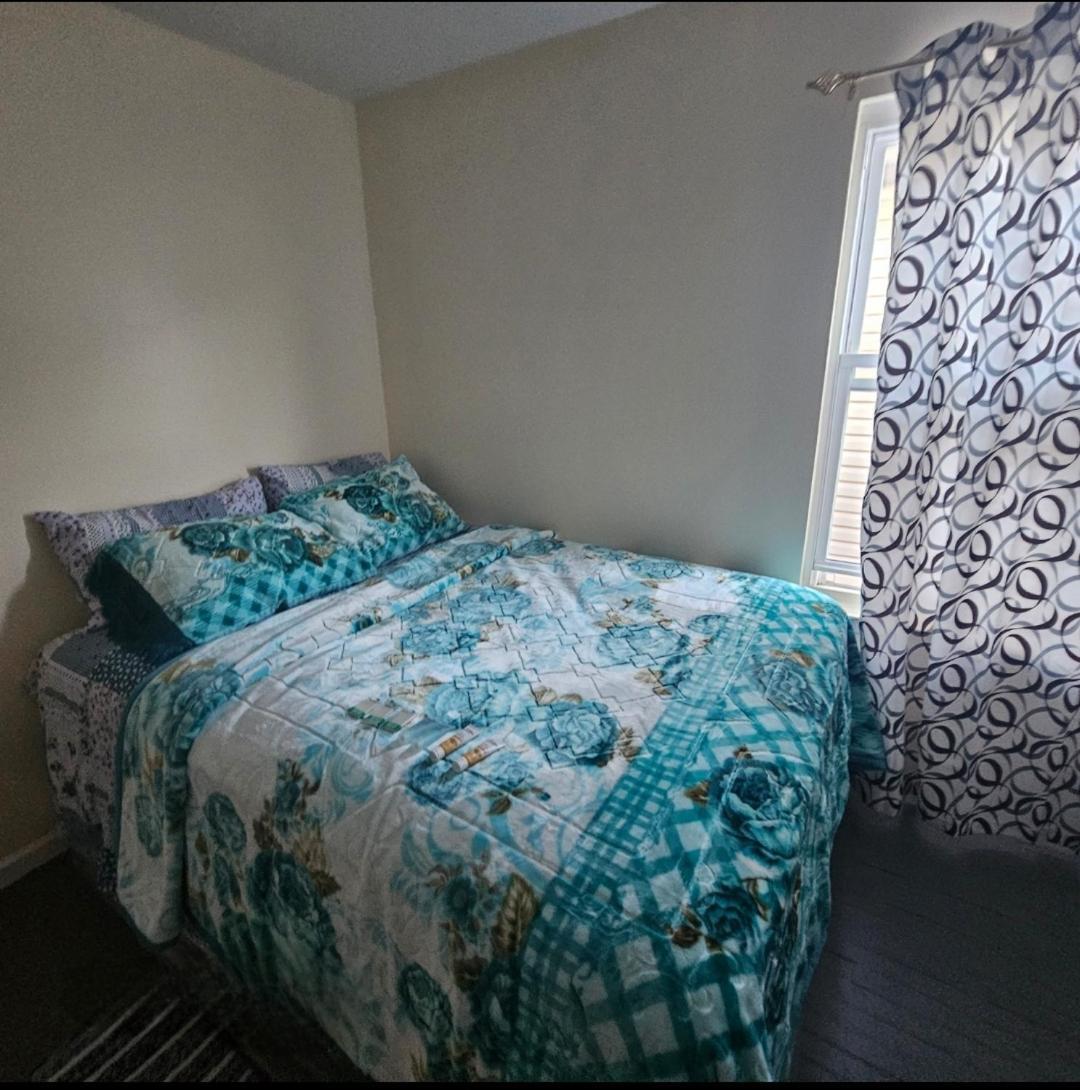 Divine Villa And Resorts 67 Sherman 5Mins To Ewr Airport And 4Mins To Penn Station Newark, 20Mins To New York Luaran gambar