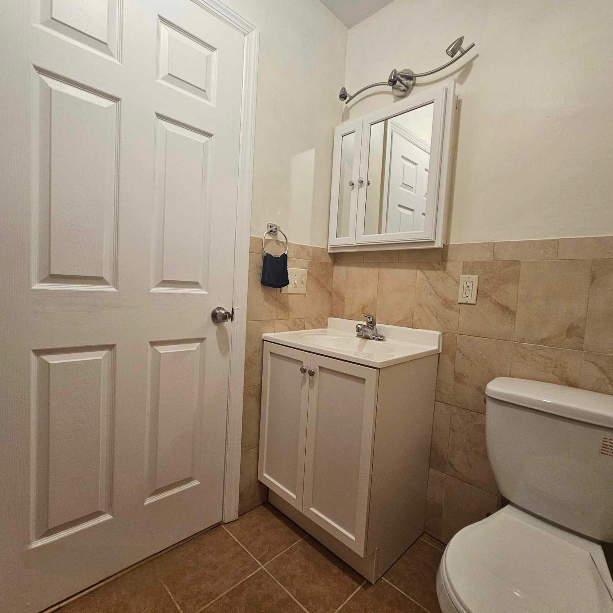 Divine Villa And Resorts 67 Sherman 5Mins To Ewr Airport And 4Mins To Penn Station Newark, 20Mins To New York Luaran gambar
